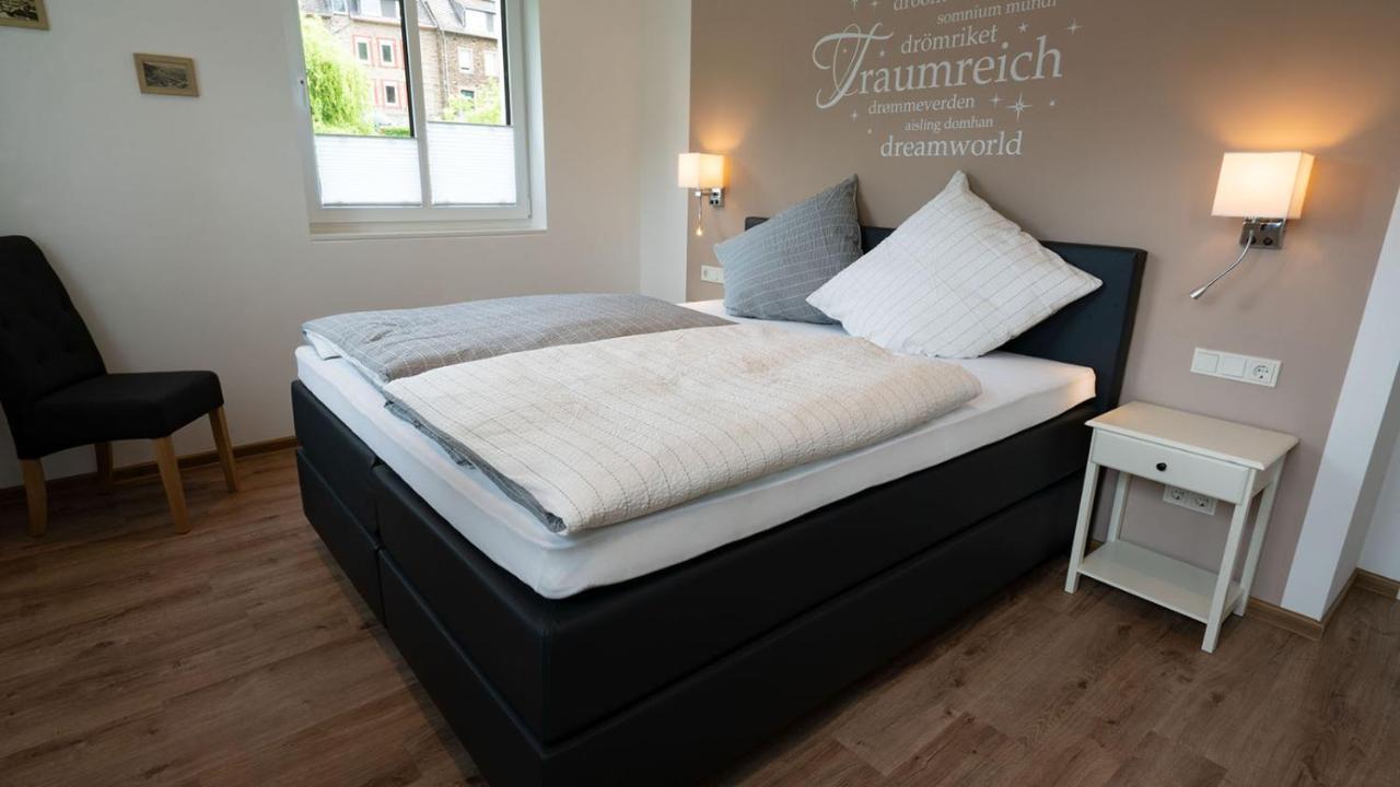 Neu Mont Royal Suiten 2 Bis 4 Personen Traben-Trarbach Dış mekan fotoğraf